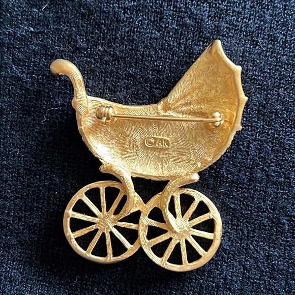 Vintage rare Anne Klein stroller brooch - Picture 2 of 3